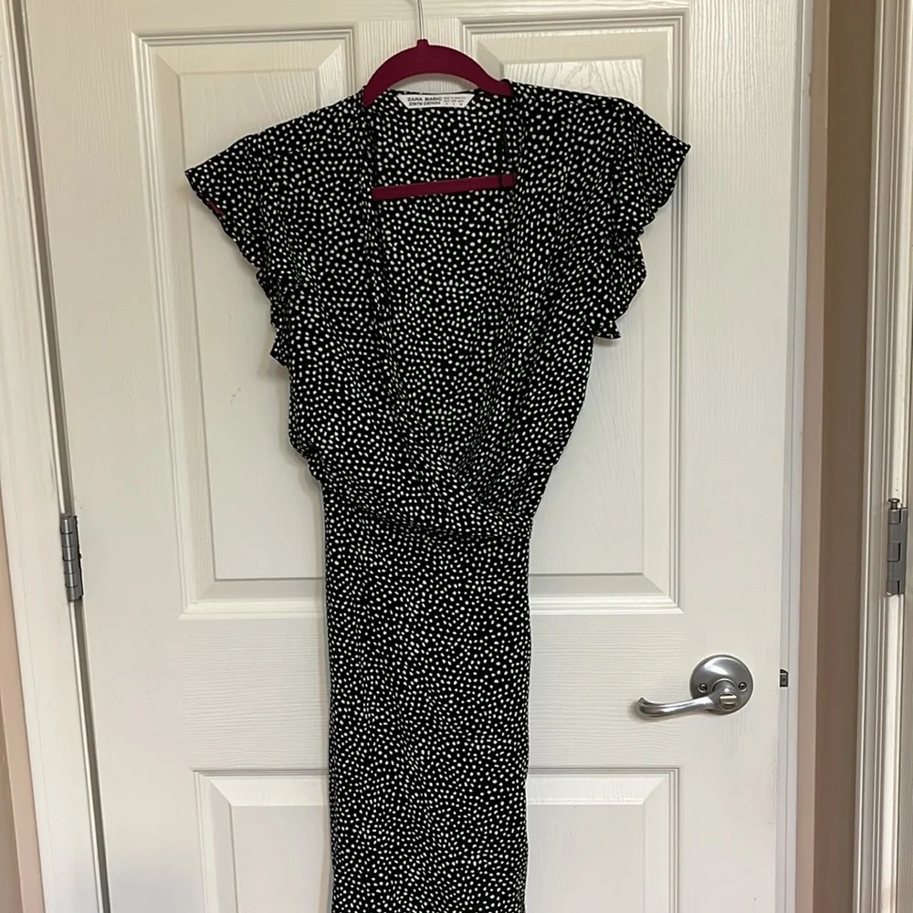 Zara Basic Wrap Top - Picture 11 of 13